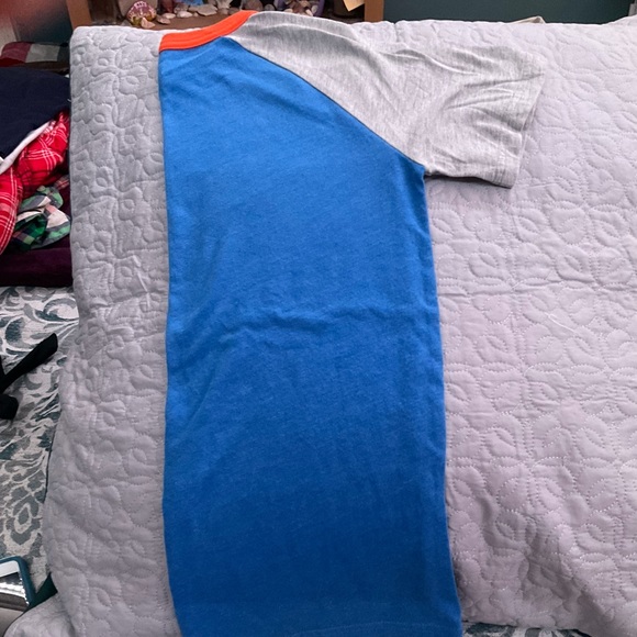 Bundle of two soft short sleeve tees. - Picture 3 of 3